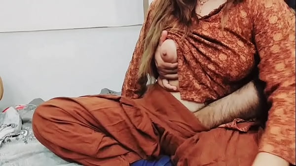 Sizzling Desi Stepmother’s Spicy Kitchen Encounter: Anal Ride With Fiery Hindi Whispers