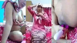 Ukhty Montok Berhijab Colmek