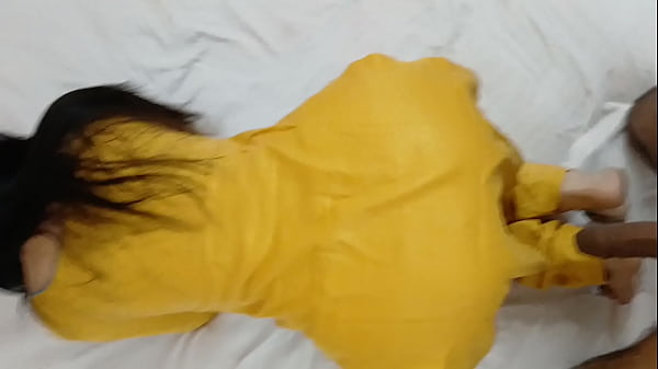 Curvy Indian Auntie Takes It From Behind
