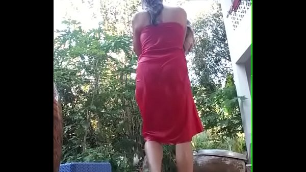 Desi Indian Bhabhi Caught Bathing With The Door Wide Open
