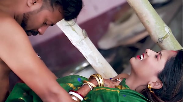 Sultry Sister-in-law’s Steamy Outdoor Encounter With Brother-in-law In Raw Hindi