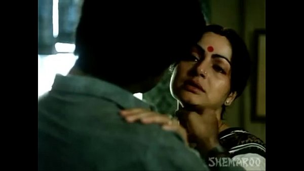 Paroma’s Intimate Encounter: A Classic Bollywood Love Scene