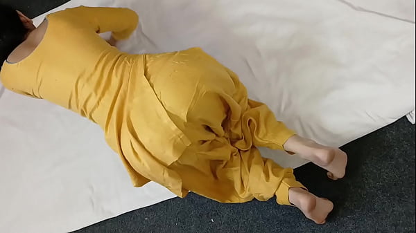 Meri Chachi Ki Moti Gol Gand Ka Sexy Hindi Sex Video