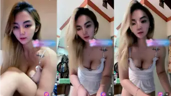 Live Mulus Banget! Belahan Toket Cici Bai Bikin Nggak Rela