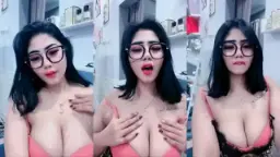 Tante Sandra Cantik Montok Siap Digoyang Live