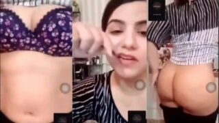 Watch Ayesha Akram’s Viral Clip – Desi Thirst Trap Gets Steamy