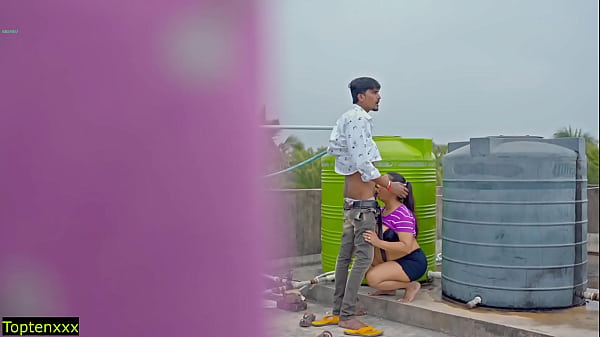 Hindi Mein Garam Mausam, Chhat Par Josh, Andar Mat Girana