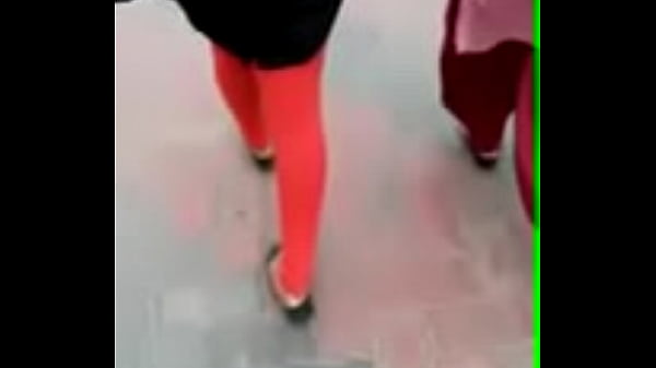 Desi Bengali Babe Having Some Naughty Fun On The Street