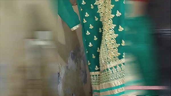 Desi Girl’s Steamy Bath Video, Hot Hindi Moans, Water Dripping Down Her Wet Body