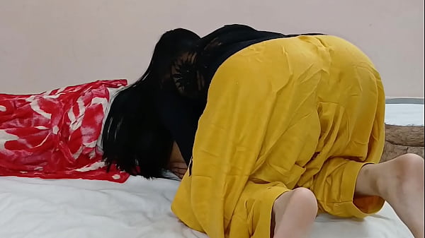 Bhabhi’s Wet, Tight Pussy Getting Drilled In Desi Sex Clip
