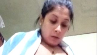 Chennai Tamil Tcs Girl Strips Naked And Teases Her Boyfriend With A Hot Striptease