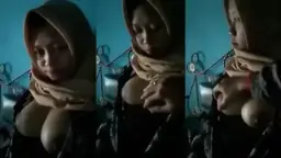 Mainin Toket Pacar Abg Pake Jilbab, Mulus Banget