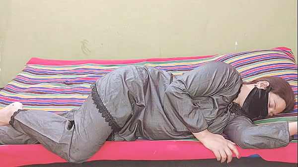 Pakistani Bhabhi Ki Chudai, Jor Se Tez Doggystyle Mein, Desi Hindi Audio Ke Saath