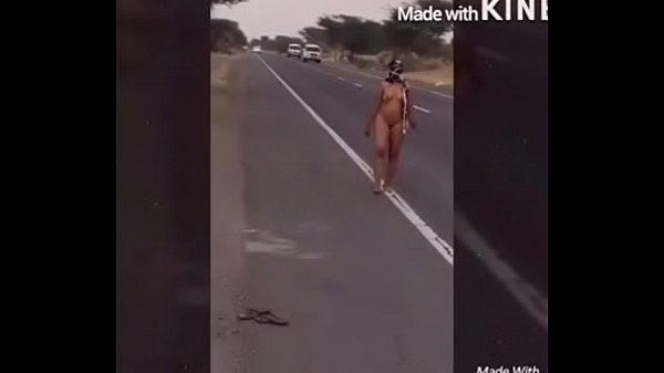 Indian Bold Desi Babe Strips Naked And Struts Down Public Street In Broad Daylight